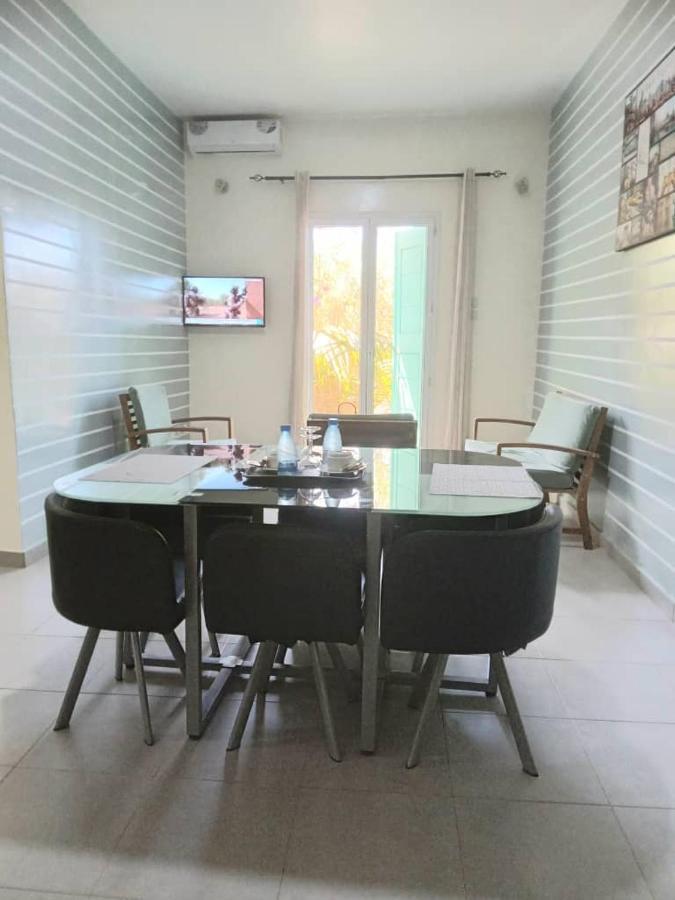 Residence Marie France Mendy Toubab Dialaw Exterior photo
